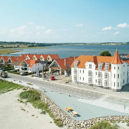 Apartamento 4 Person Holiday On A In Hejls